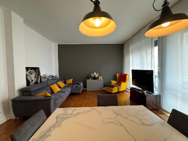 Foto Appartamento in Viale Varese 81, Como Viale Varese - Crocifisso