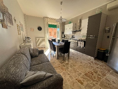 Foto Appartamento a Modena Sacca - Stazione di 110 m² con 6 locali