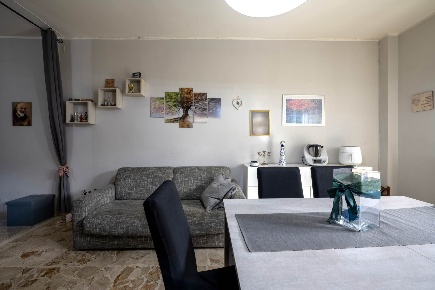 Foto Appartamento a Modena Sacca - Stazione di 110 m² con 6 locali