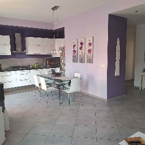 Foto Appartamento a Ventimiglia di 90 m² con 3 locali in vendita
