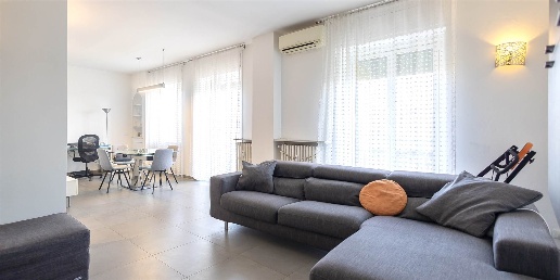 Foto Appartamento in Via Principe Eugenio 29, Milano Cenisio di 145 m²