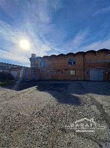 Foto Capannone industriale a Mirandola di 130 m² con 1 locali in vendita