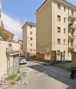 Foto Appartamento a Salerno Centro di 120 m² con 5 locali in vendita