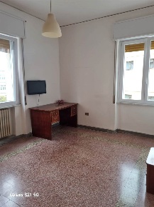 Foto Appartamento a Salerno Centro di 120 m² con 5 locali in vendita