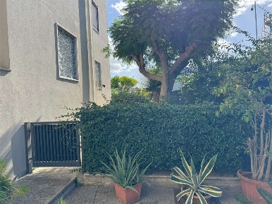Foto Appartamento in Via Santa Maria del Casale 36, Brindisi di 120 m²