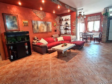 Foto Appartamento a San Giorgio Ionico di 133 m² con 4 locali in vendita