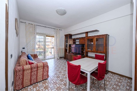 Foto Appartamento in Via Nino Bixio, Ladispoli Centro di 65 m² con 2 locali