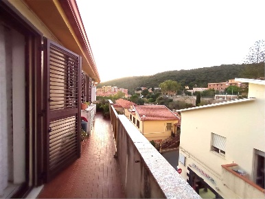 Foto Appartamento a Iglesias di 204 m² con 5 locali in vendita