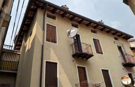 Foto Appartamento in Vicolo della Giasara, Schio Centro di 93 m² in vendita