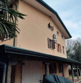 Foto Villa a schiera in Via Triestina, Venezia Aeroporto - Ca' Noghera