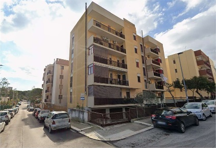 Foto Box in Via di Santo Spirito G. Garibaldi 50/b, Bari Santo Spirito