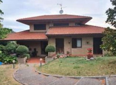 Foto Villa bifamiliare in Via Monte Asdrualdo, Fermignano Centro di 216 m²