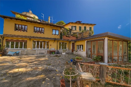 Foto Appartamento in Via Guido da Velate, Varese Santa Maria del Monte