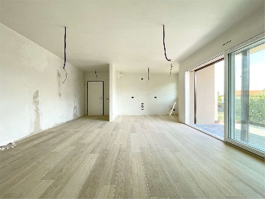 Foto Appartamento in Via Caduti di Nassirya, Rovellasca di 90 m² in vendita