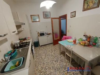 Foto Appartamento a Rosignano Marittimo di 80 m² con 4 locali in vendita