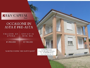 Foto Appartamento in Via Torino 10060 Scalenghe, Scalenghe Centro di 240 m²