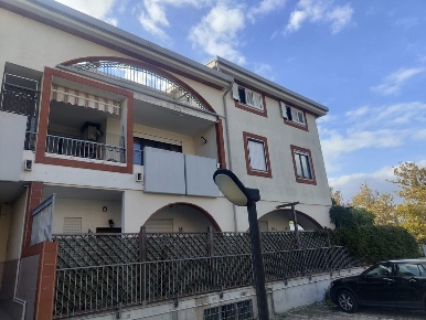 Foto Appartamento in Via San Rocco 120-G, Vasto con 6 locali in vendita