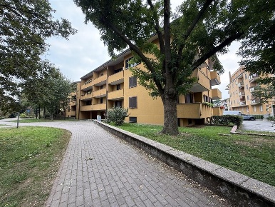 Foto Appartamento in piazza guido rossa, Vittuone di 75 m² con 2 locali