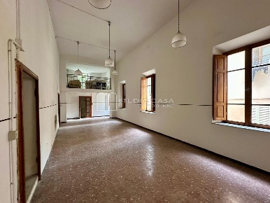 Foto Casa indipendente a Calci Centro di 220 m² con 7 locali in vendita