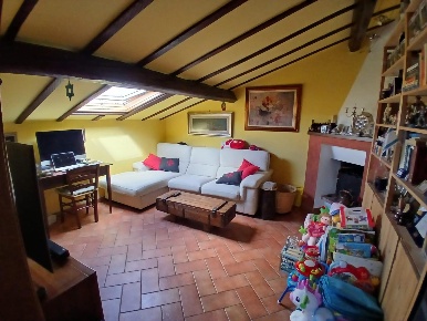 Foto Appartamento a Livorno Zola - Galilei di 103 m² con 4 locali