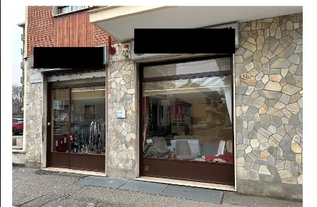 Foto Negozio a Collegno Santa Maria di 55 m² con 2 locali in vendita
