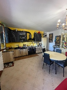 Foto Appartamento a Santa Maria a Monte Centro di 75 m² con 3 locali