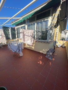 Foto Appartamento a Carrara Avenza di 50 m² con 3 locali in vendita