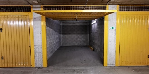 Foto Box a Milano Dergano di 34 m² con 2 locali in vendita