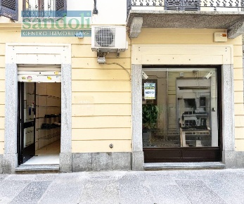 Foto Locale commerciale in via Verdi, Vercelli di 50 m² con 1 locali