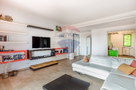 Foto Appartamento in via Carlo Frattini, Varese Casbeno di 110 m²