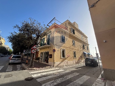 Foto Appartamento in via Gramsci 44, Anzio Centro Storico di 69 m²