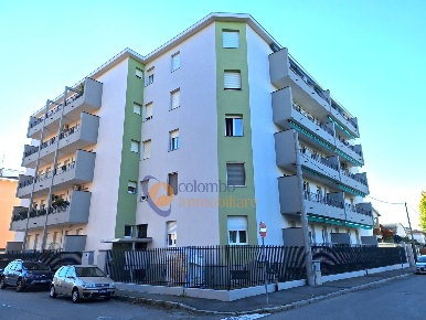 Foto Appartamento in via Osimo, Busto Arsizio San Michele di 107 m²