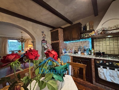 Foto Villa a schiera in Via Novarea, Pinerolo di 150 m² con 4 locali