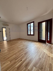 Foto Appartamento in viale montegrappa, Treviso Eden - Tribunale di 83 m²