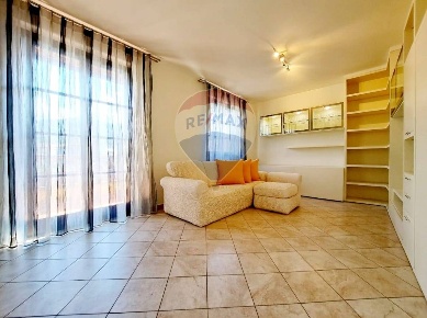 Foto Appartamento a Reggello di 100 m² con 4 locali in affitto