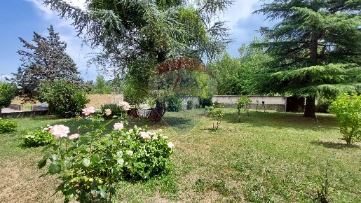 Foto Appartamento in Via Tullio Maestri, Borgo Val di Taro Centro di 97 m²