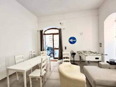 Foto Locale commerciale a Marigliano di 35 m² in affitto