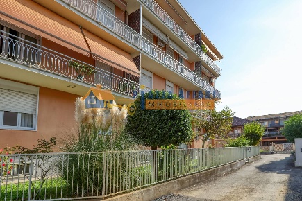 Foto Appartamento in via Volta, Oggiona con Santo Stefano di 102 m²