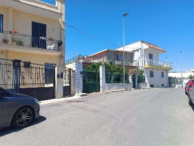 Foto Villa unifamiliare a Bitonto di 265 m² con 7 locali in vendita
