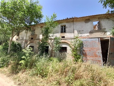 Foto Rustico a Marsciano di 525 m² con 10 locali in vendita