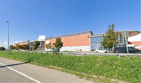 Foto Negozio in Via Kennedy 45, Verolanuova di 9340 m² con 27 locali