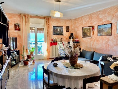 Foto Appartamento in Via Roma  10, Monte Marenzo San Carlo di 110 m²