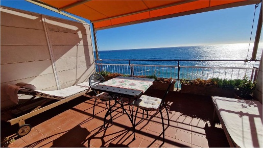 Foto Appartamento in via aurelia 3, Cervo di 59 m² con 2 locali in vendita