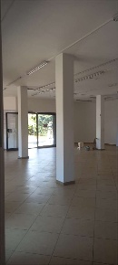 Foto Ufficio in viale ferrari, Casarano di 160 m² con 1 locali in affitto