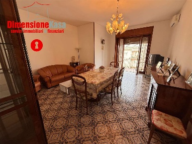 Foto Appartamento in via giovanni xxiii, Nola Centro di 110 m² con 3 locali