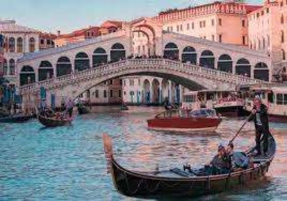 Foto Negozio in Piazza San Marco, Venezia San Marco di 950 m² con 3 locali