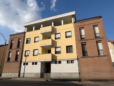 Foto Appartamento in Pernate via Novara 102, Novara Pernate di 93 m²