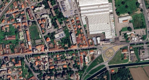 Foto Appartamento in Via Gallini, Abbiategrasso di 193 m² con 8 locali