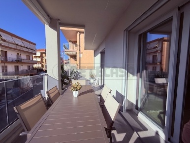 Foto Appartamento in Via Giacomo Puccini 4, Loano Centro di 70 m²