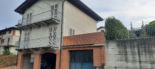 Foto Villa unifamiliare in Via XXV Aprile, Pianello Val Tidone Centro
